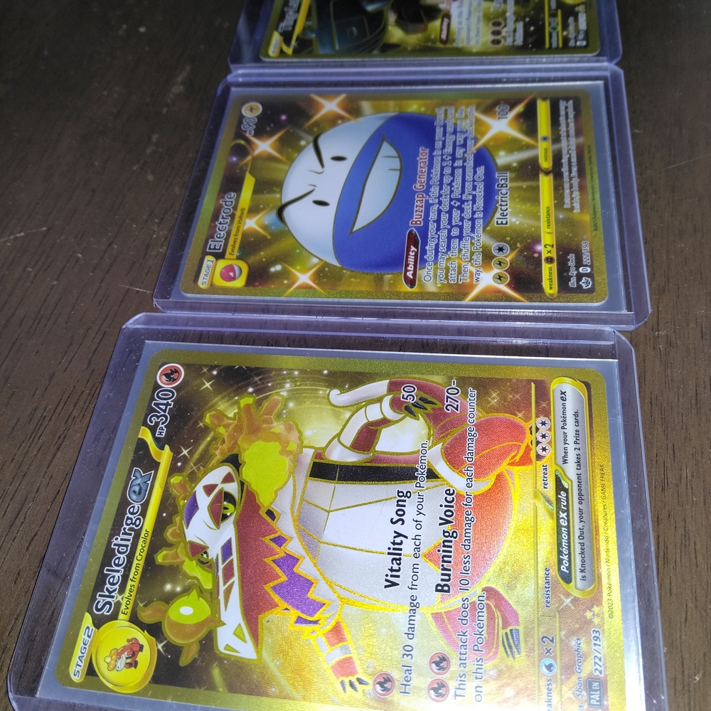 Pokemon Card Set - Gold and Yellow - Picture 2 of 7